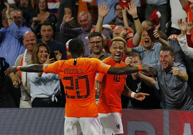 Địa chấn Nations League, lốc da cam H&agrave; Lan cuốn phăng xe tăng Đức - Ảnh 4.
