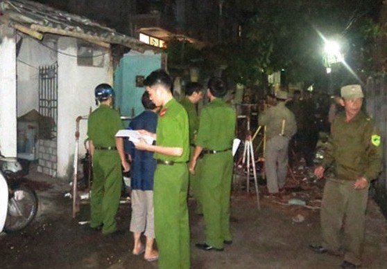 Nổ lớn như mìn trong đêm tại nhà riêng chủ tịch xã