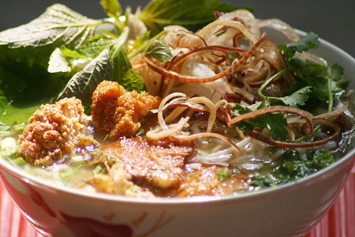 Các quán bún không rẻ nhưng được lòng người Hà Nội