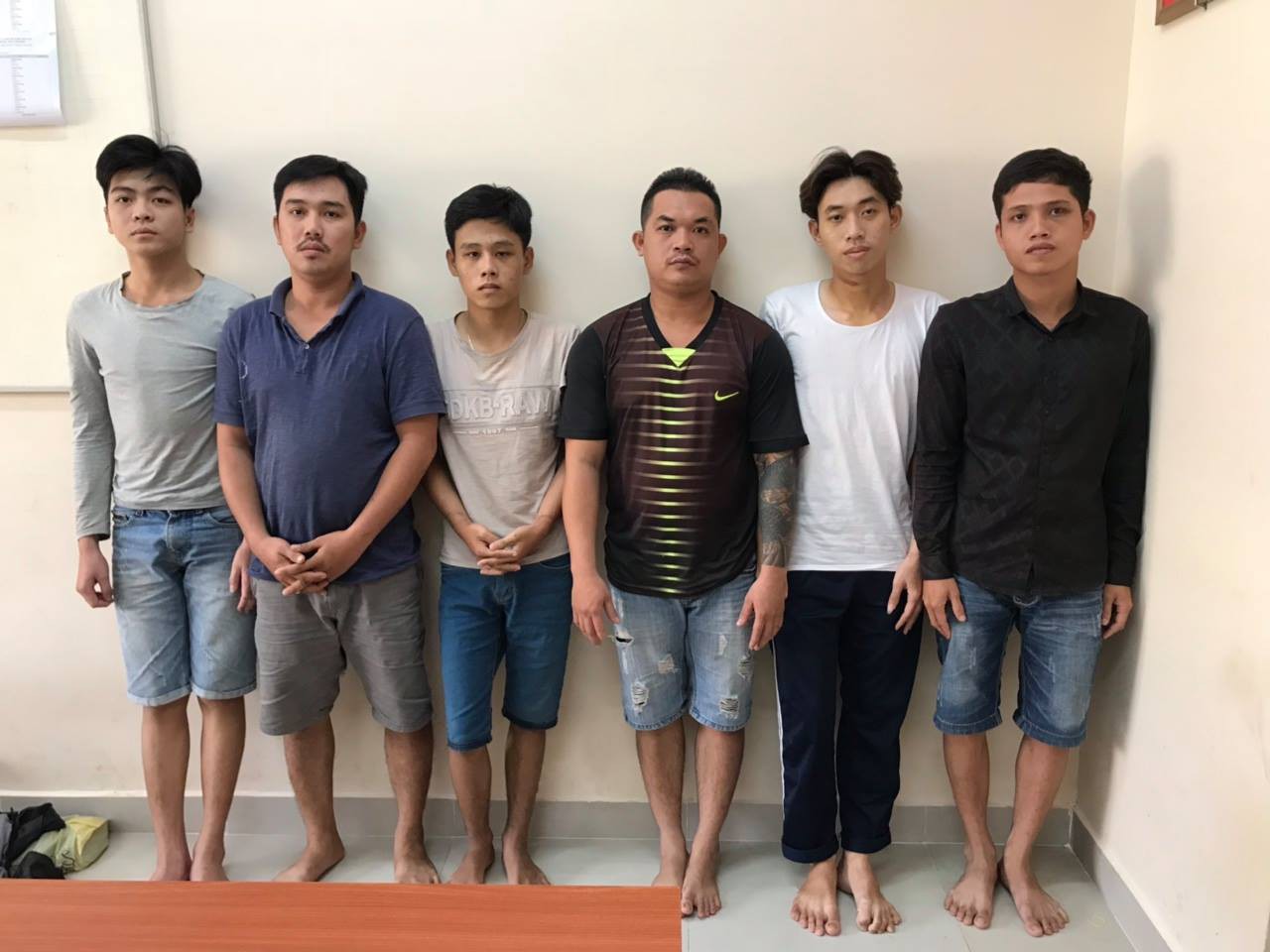 Khởi tố 6 thanh niên trong vụ huyết chiến ở cầu Nhị Thiên Đường