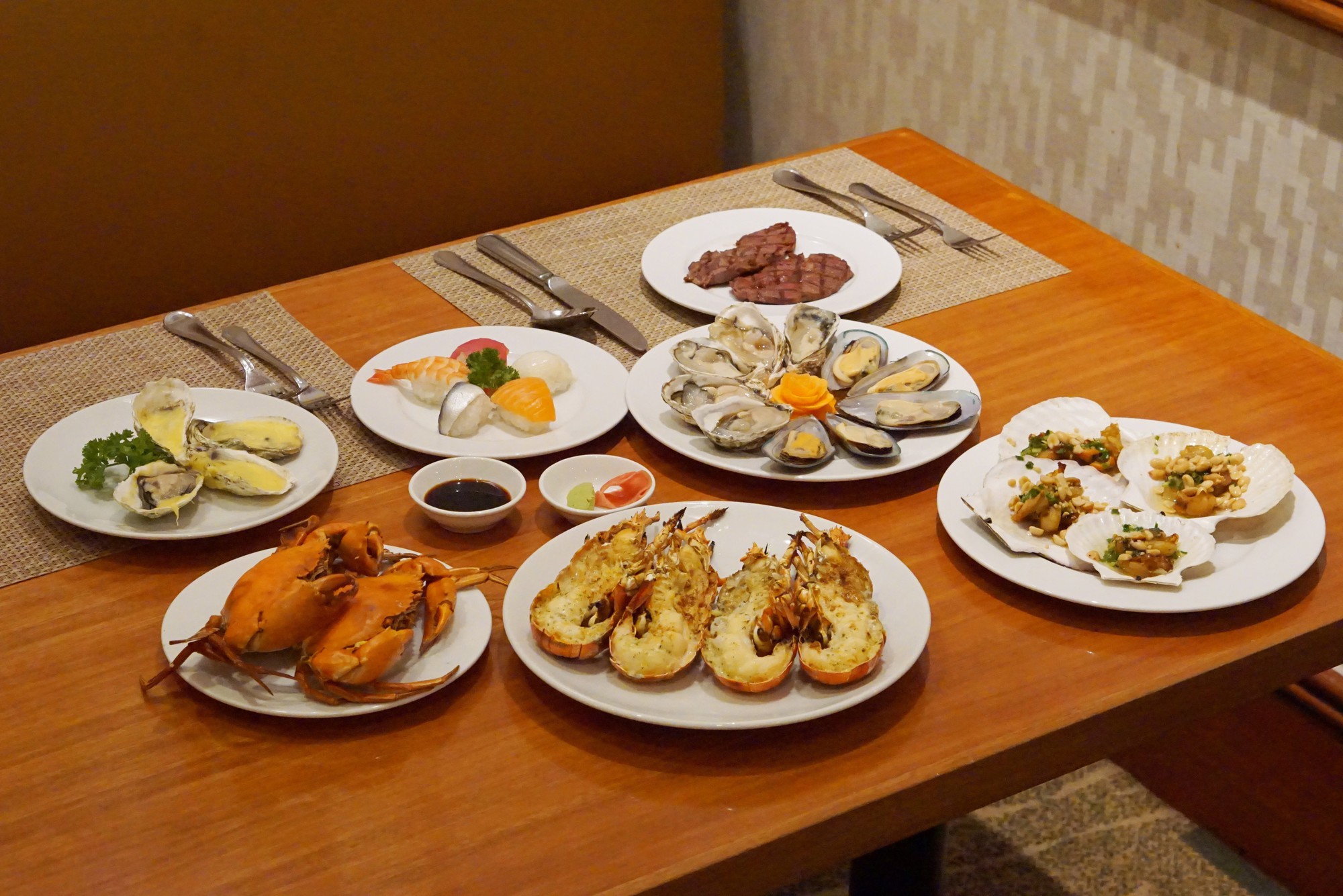 Buffet hải sản cao cấp mừng ngày Phụ nữ Việt Nam 20-10