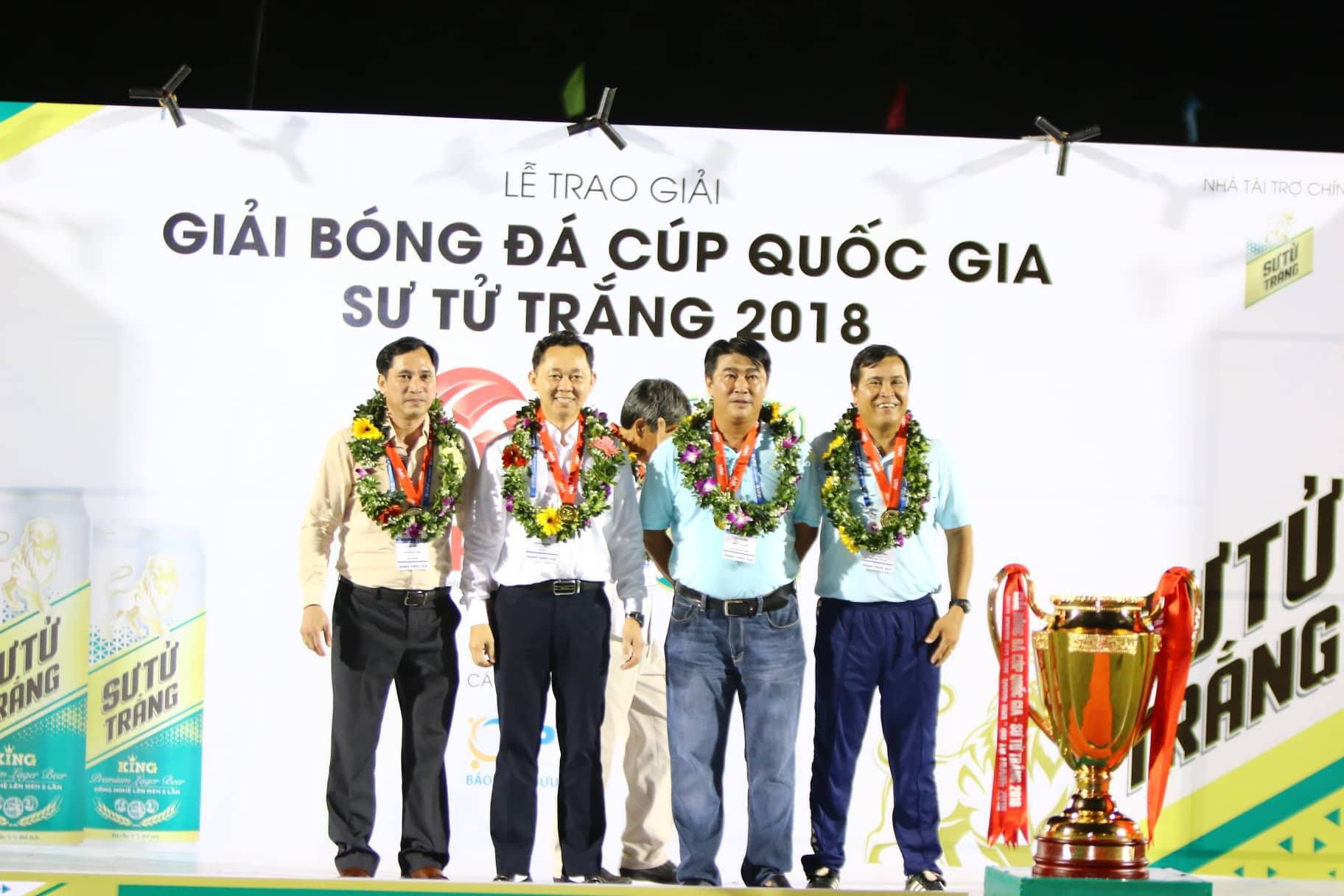 Dõi theo bước chân của Minh Chiến - Đức Thắng