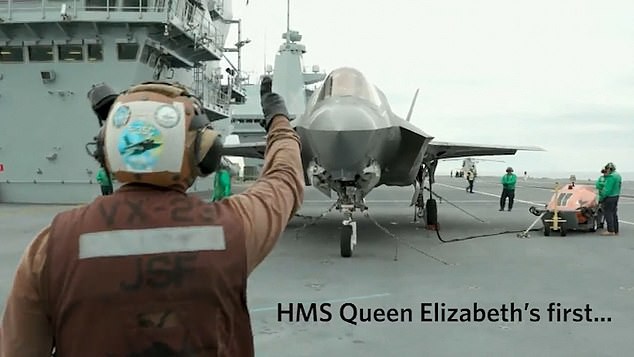 Phi công Anh thực hiện cú “hạ cánh xoay” lịch sử với F-35