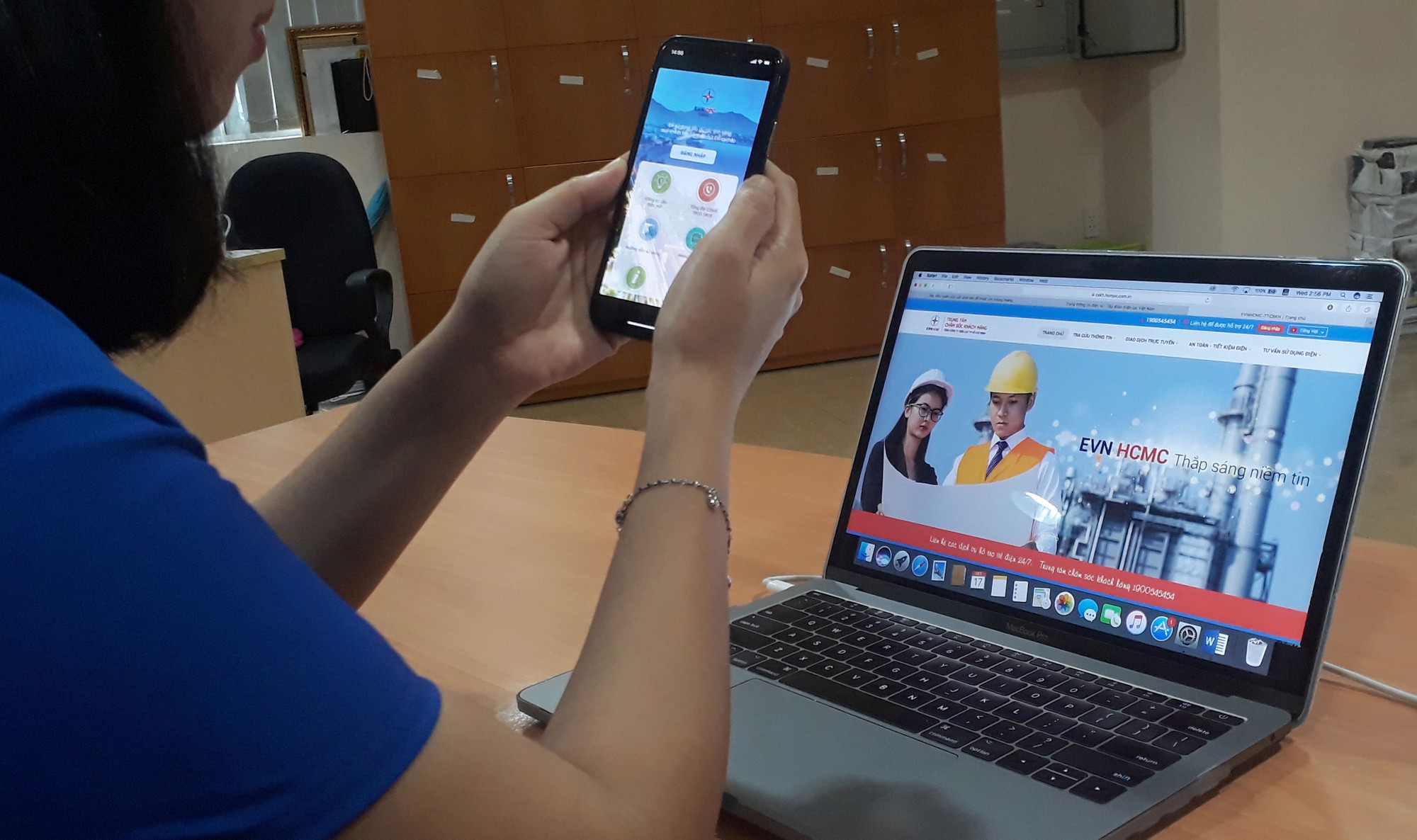 Thắc mắc về điện, cứ tải app EVNHCMC CSKH