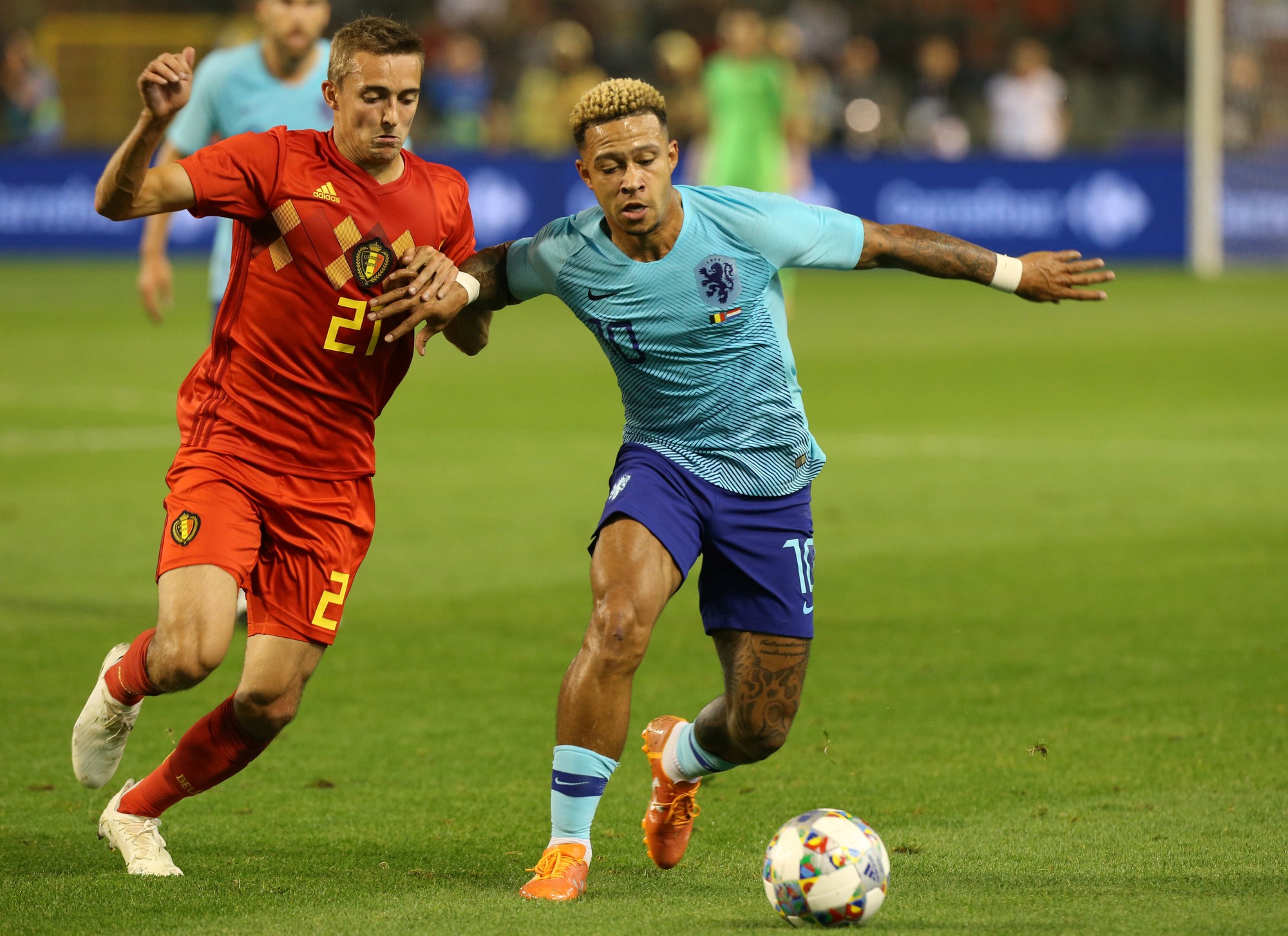 Brazil thắng nghẹt thở Argentina, đoạt c&uacute;p Super Clasico  - Ảnh 7.