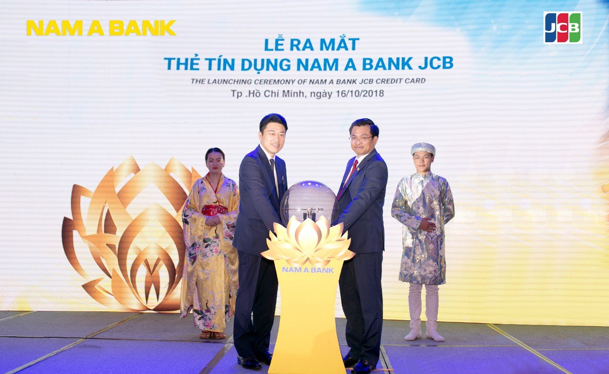 Nam A Bank ch&iacute;nh thức ra mắt thẻ t&iacute;n dụng Nam A Bank JCB - Ảnh 1.
