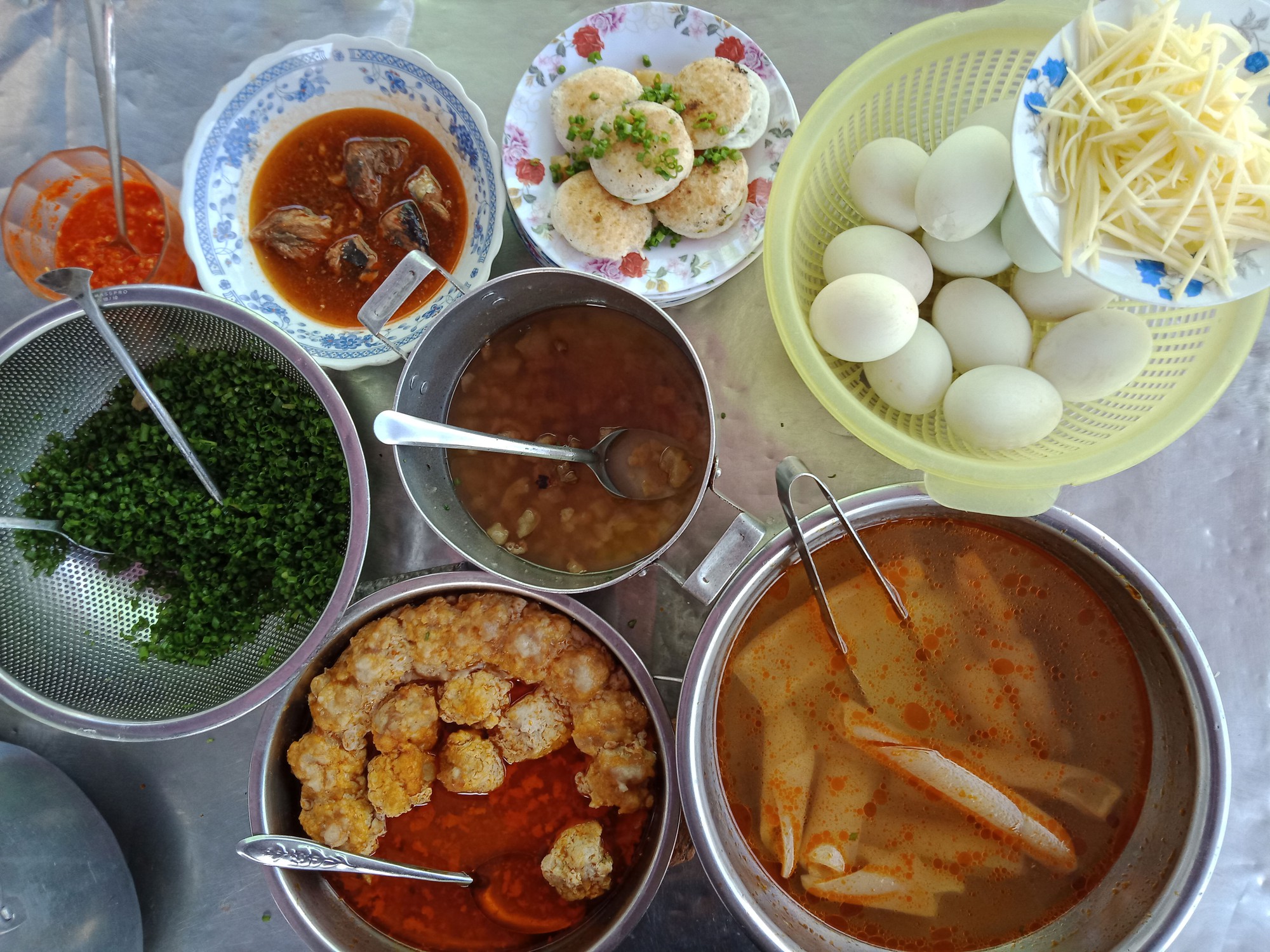 Lê la ăn vặt Phan Thiết