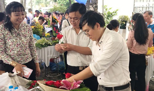Nhiều hoạt động chăm lo cho nữ CNVC-LĐ - Ảnh 1.