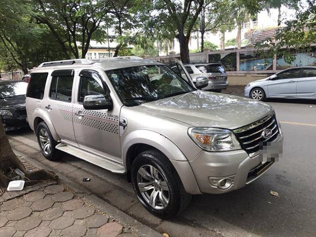 Đón mùa tiêu thụ cuối năm, xe cũ đua nhau hạ giá, đẩy hàng - Ảnh 2.