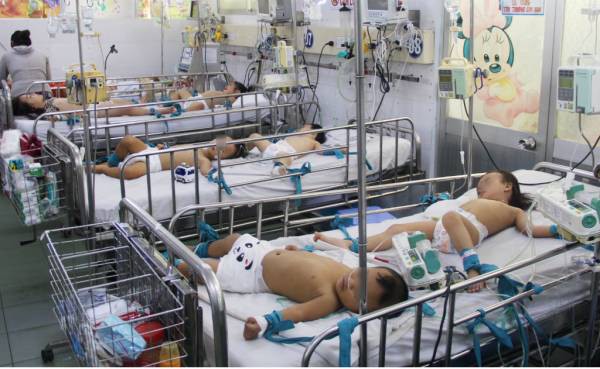 Phòng dịch bệnh: Địa phương gặp khó khăn trong quản lý đối tượng vãng lai, khu nhà trọ
