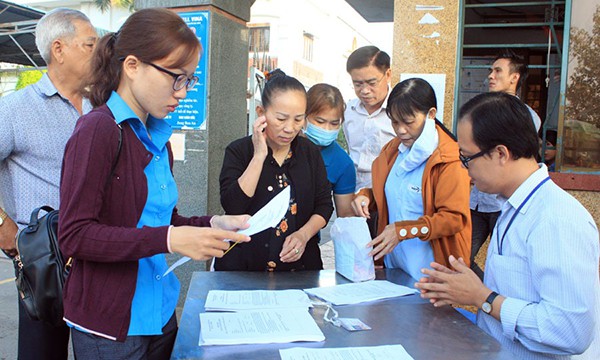 Chủ ra đi, nợ nần ở lại