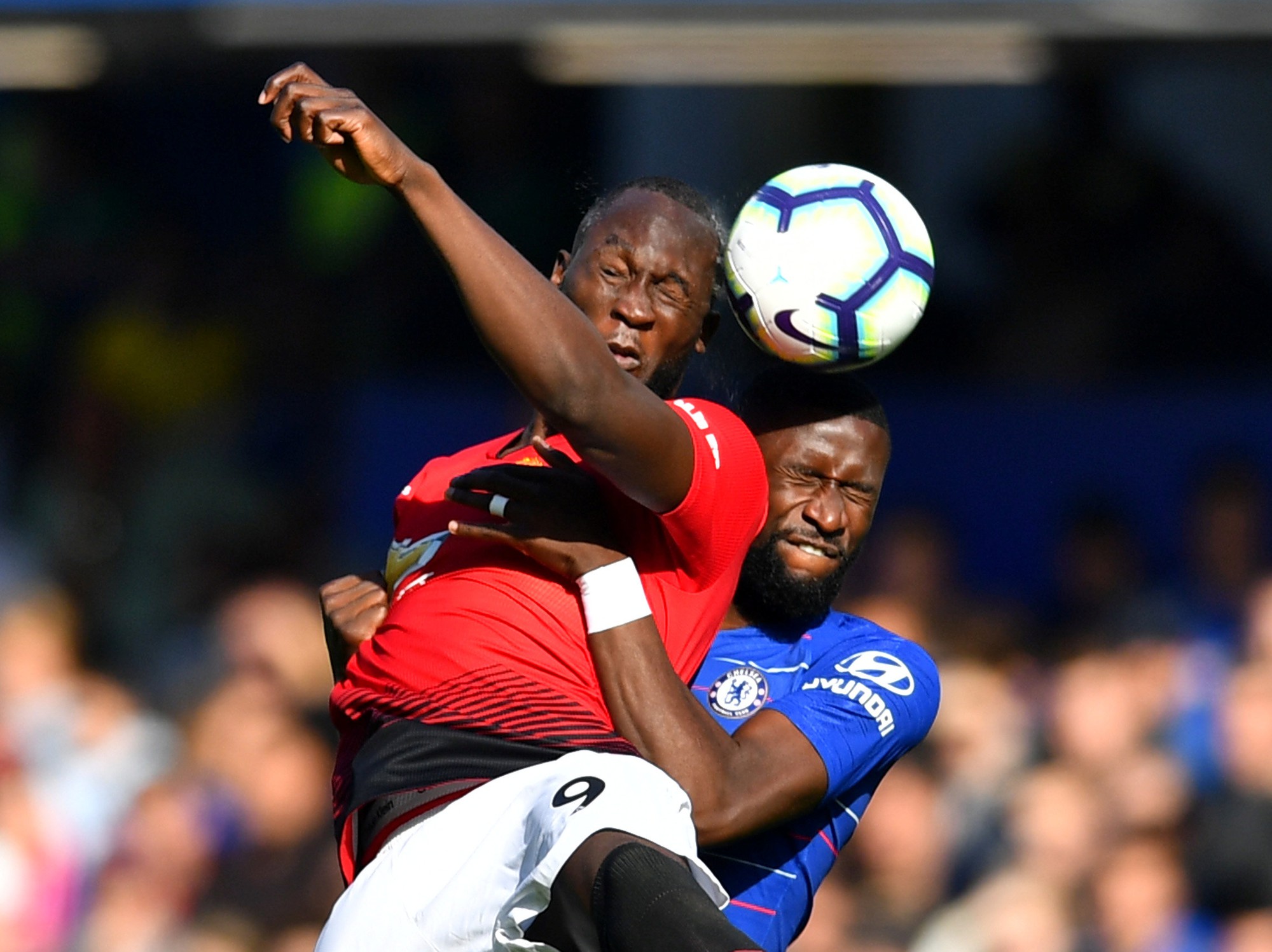 Mourinho chấp nhận lời xin lỗi sau vụ nổi n&oacute;ng với trợ l&yacute; HLV Chelsea - Ảnh 3.