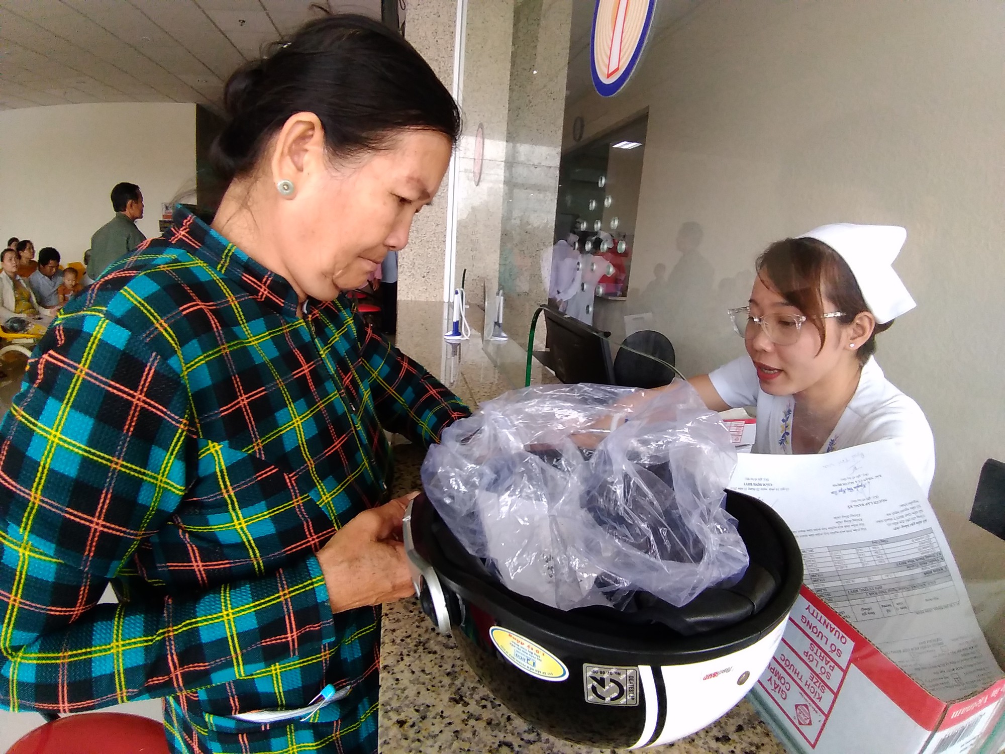 Lần đầu tiên VN dùng ca nô cấp cứu người bệnh