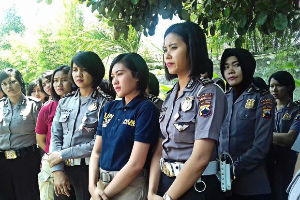 Nỗi ám ảnh của cô gái bị kiểm tra trinh tiết bằng 2 ngón tay