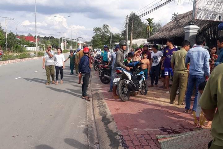 Nghi án nữ chủ quán cà phê bị cướp cắt cổ