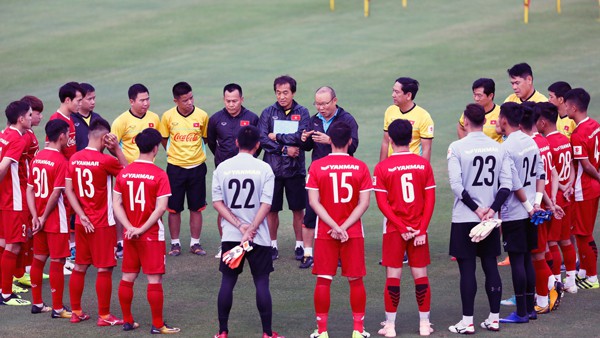 Thử nghiệm đội h&igrave;nh, tuyển Việt Nam thua s&aacute;t n&uacute;t Incheon United - Ảnh 1.