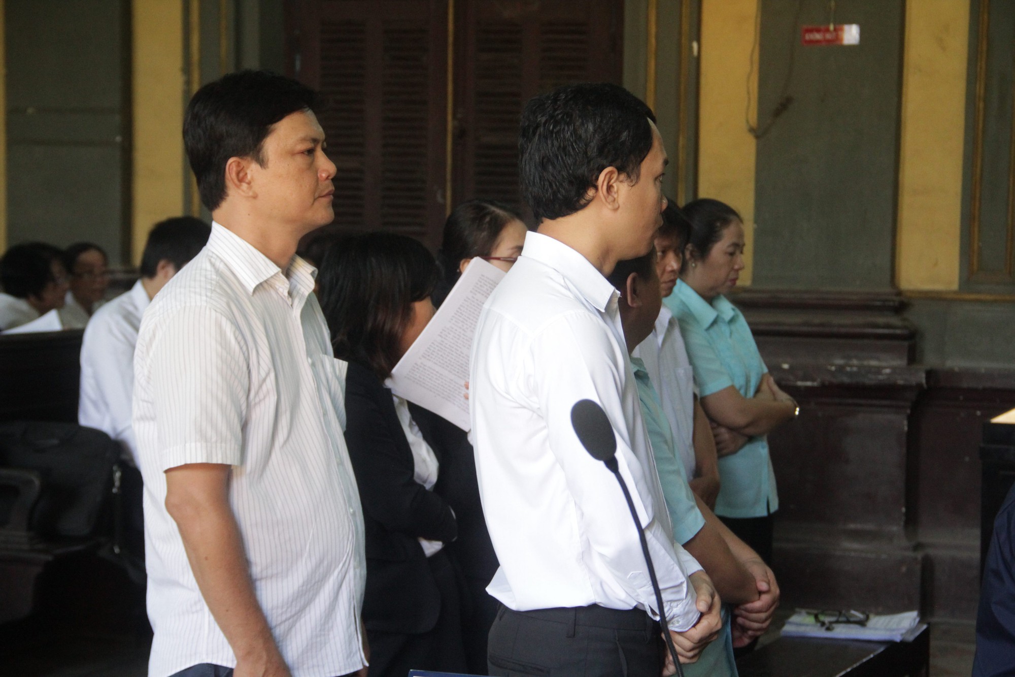 Gây thất thoát hàng trăm tỉ, nguyên trưởng phòng vào... bệnh viện tâm thần! - Ảnh 1.