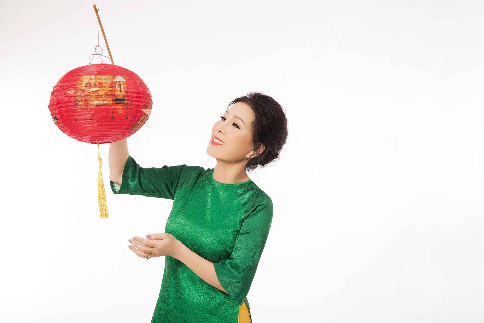NSƯT Kim Xuân: Về đến nhà, sự nổi tiếng của tôi là xa xỉ - Ảnh 3.