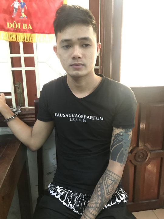 Th&aacute;ch nhau tr&ecirc;n Facebook, ch&eacute;m chết người - Ảnh 1.