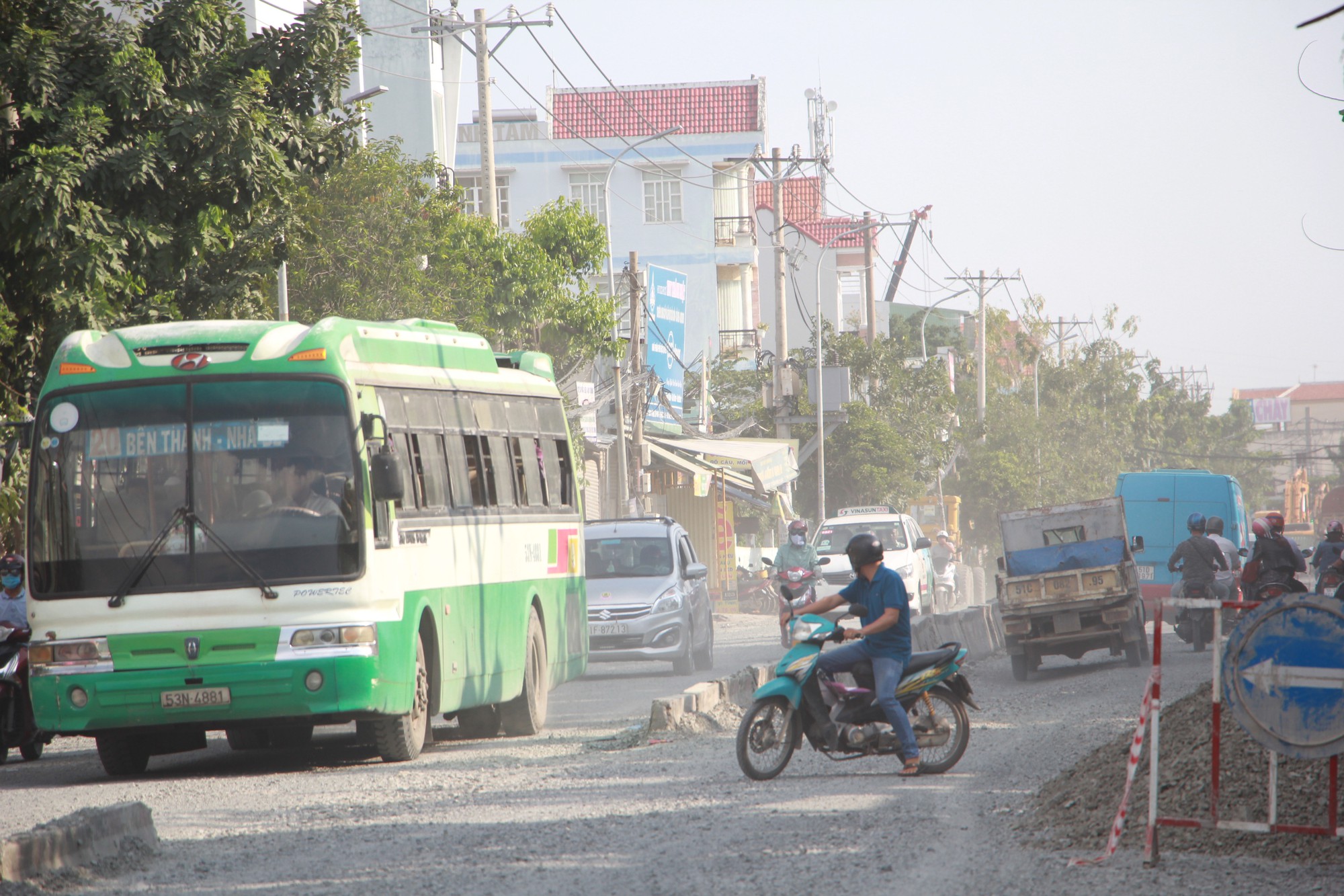 Căng mắt đi qua đường Huỳnh Tấn Phát - Ảnh 5.