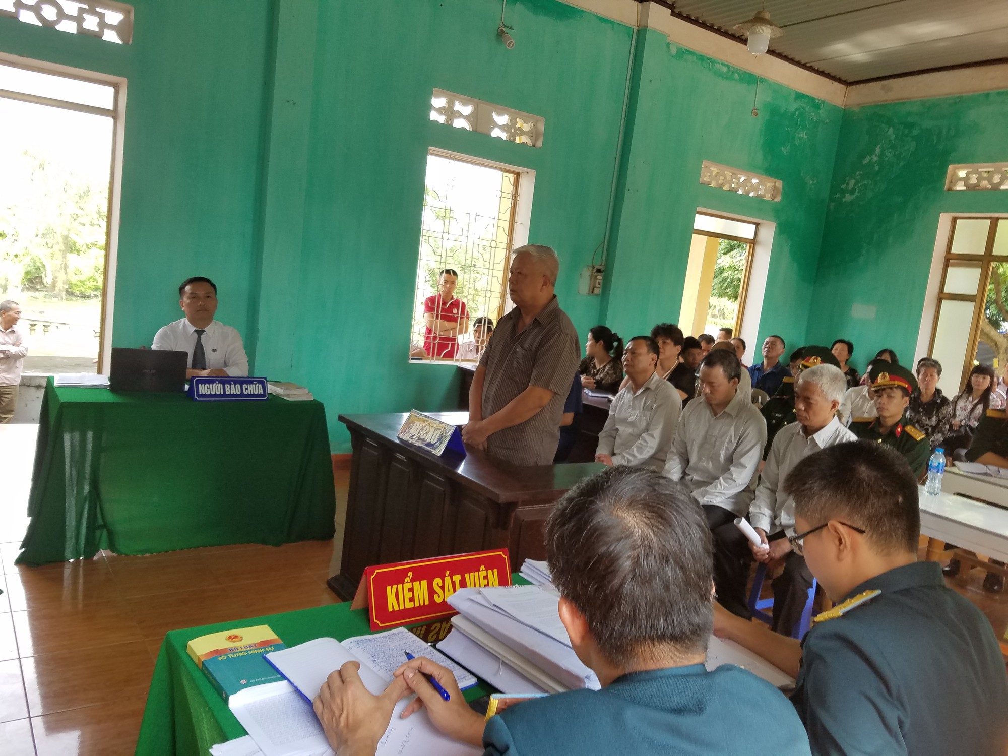 Cựu sư đoàn trưởng câu kết "xẻ thịt" đất quốc phòng ra tòa án quân sự