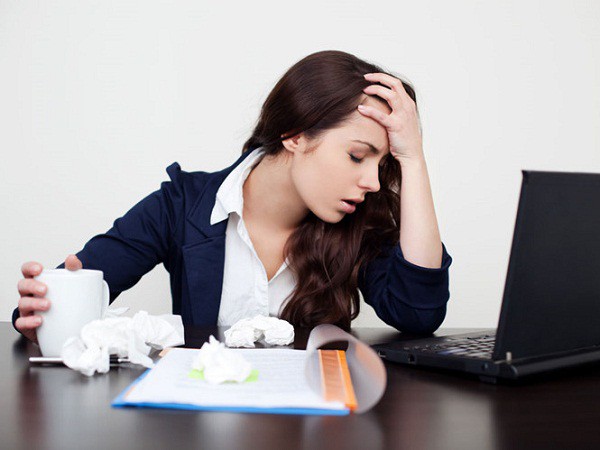 Nguy cơ mắc một loạt bệnh nếu lười uống nước