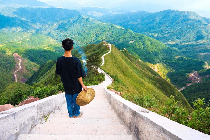 'Vạn Lý Trường Thành' phiên bản Việt gần 2.000 bậc ở Quảng Ninh