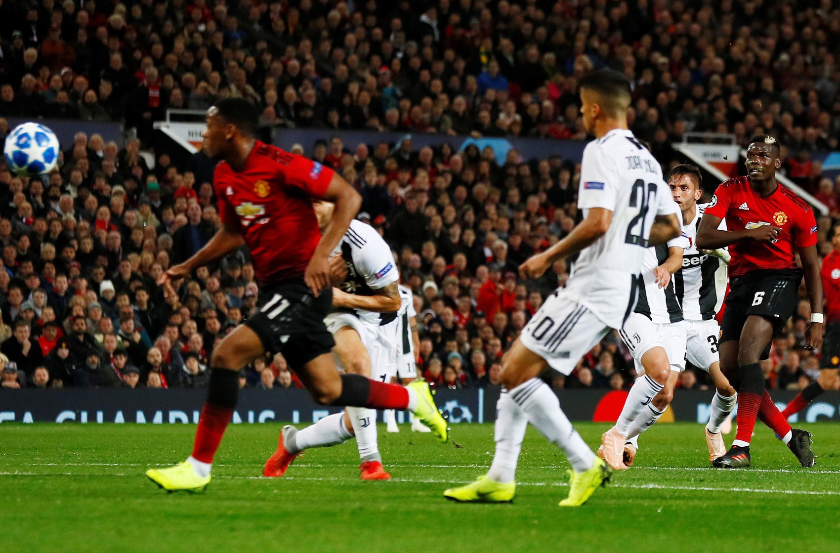 Juventus toả sáng, hạ gục Man United ở Old Trafford - Ảnh 4.