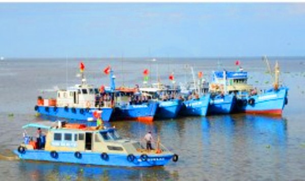 Thu hồi bằng khen "sếp" chi cục thủy sản vì kỷ luật nhân viên sai thẩm quyền
