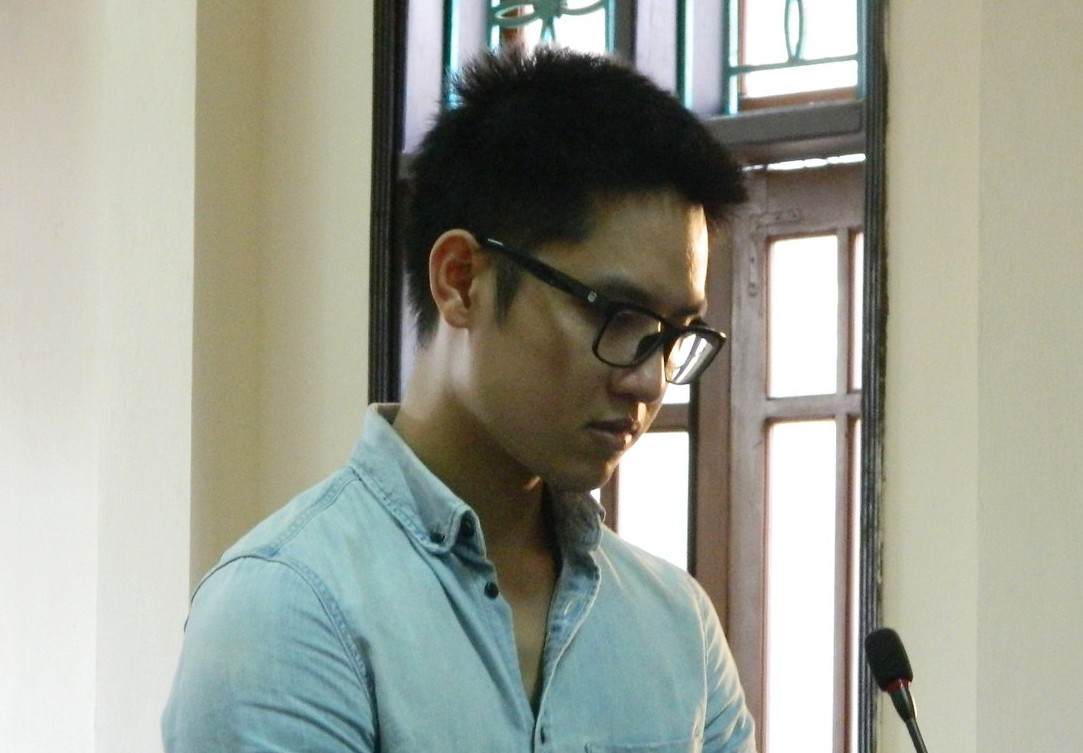 Chờ làm luận văn thạc sĩ ở nước ngoài, về thương mẹ nên đi cướp 175 triệu đồng