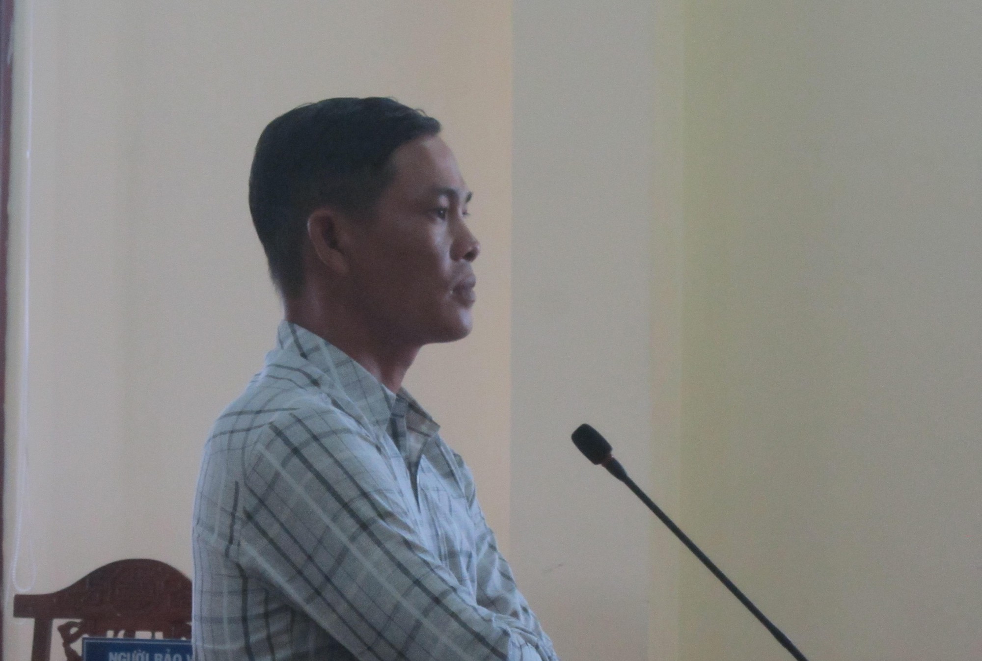 Tham 178 triệu chuyển nhầm, người đàn ông nuôi 2 con nhỏ nhận cái kết đắng