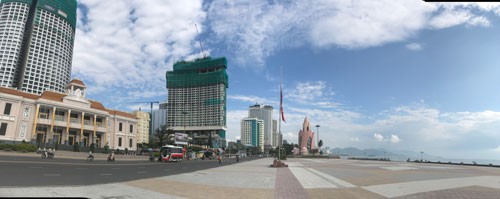 Nha Trang: Nguy cơ "vỡ trận" condotel