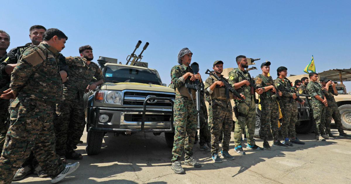 Thổ Nhĩ Kỳ n&atilde; ph&aacute;o v&agrave;o người Kurd ở Syria - Ảnh 1.
