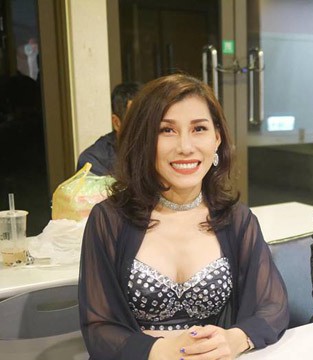 Th&aacute;nh nữ bolero dance bị nổ t&uacute;i ngực khi ở tr&ecirc;n m&aacute;y bay - Ảnh 2.