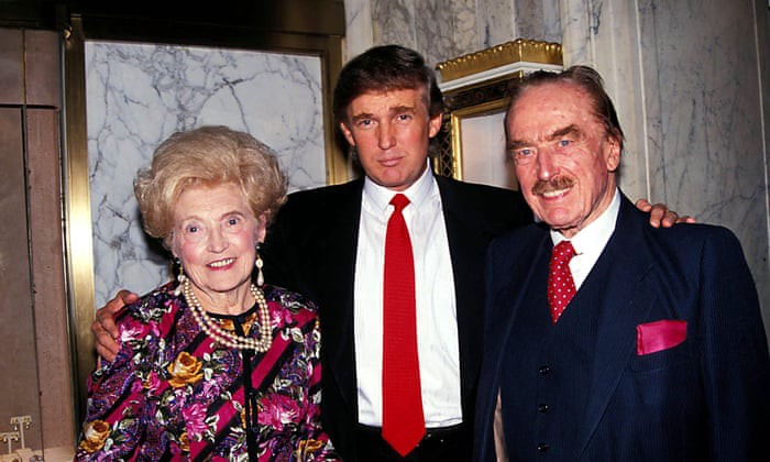 Ông Trump bị tố "giúp cha mẹ trốn thuế hàng trăm triệu USD"