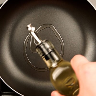 Những th&oacute;i quen xấu cần bỏ ngay để tr&aacute;nh mất tr&iacute; nhớ - Ảnh 1.