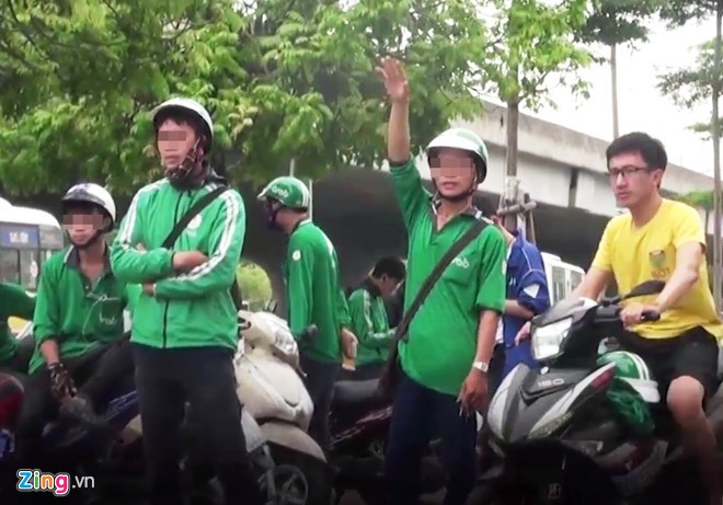 Cả trăm ng&agrave;n t&agrave;i xế Grab kh&ocirc;ng đ&oacute;ng BHXH, sửa Luật Lao động ra sao? - Ảnh 1.