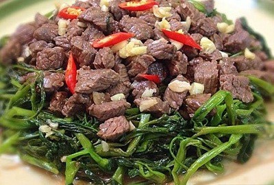 Vì sao ăn thịt trâu có thể gây ngộ độc? - Ảnh 1.