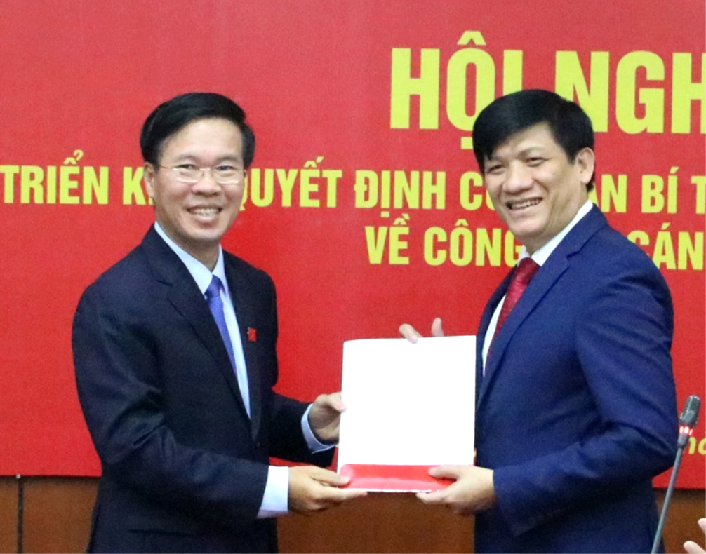 Ban B&iacute; thư điều động, ph&acirc;n c&ocirc;ng Thứ trưởng Bộ Y tế Nguyễn Thanh Long - Ảnh 1.