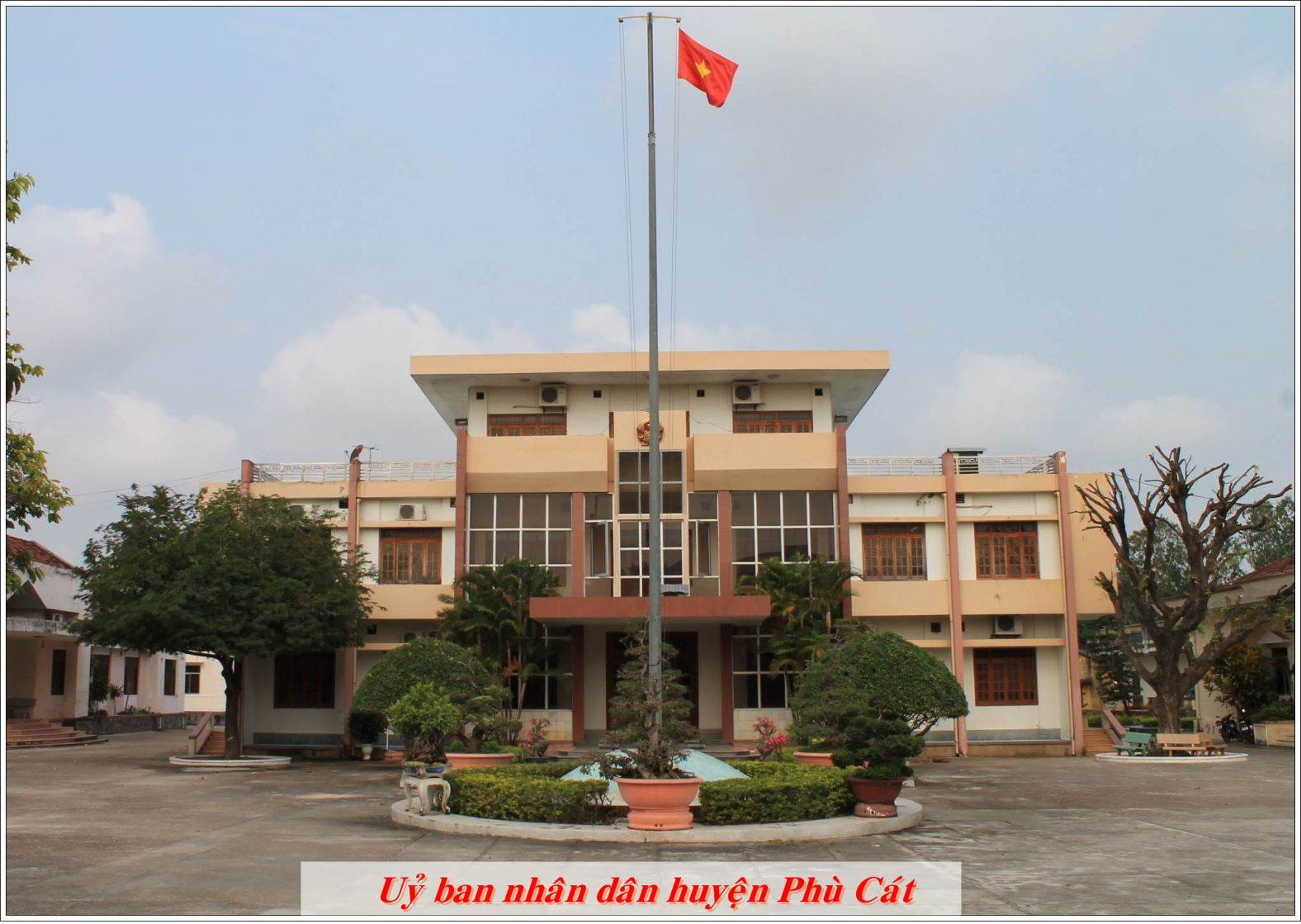 Trộm vào Văn phòng UBND huyện đục két lấy 140 triệu đồng