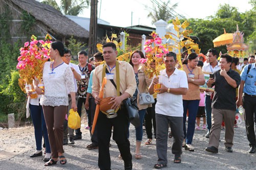 Chuyện ở xóm công nhân Khmer