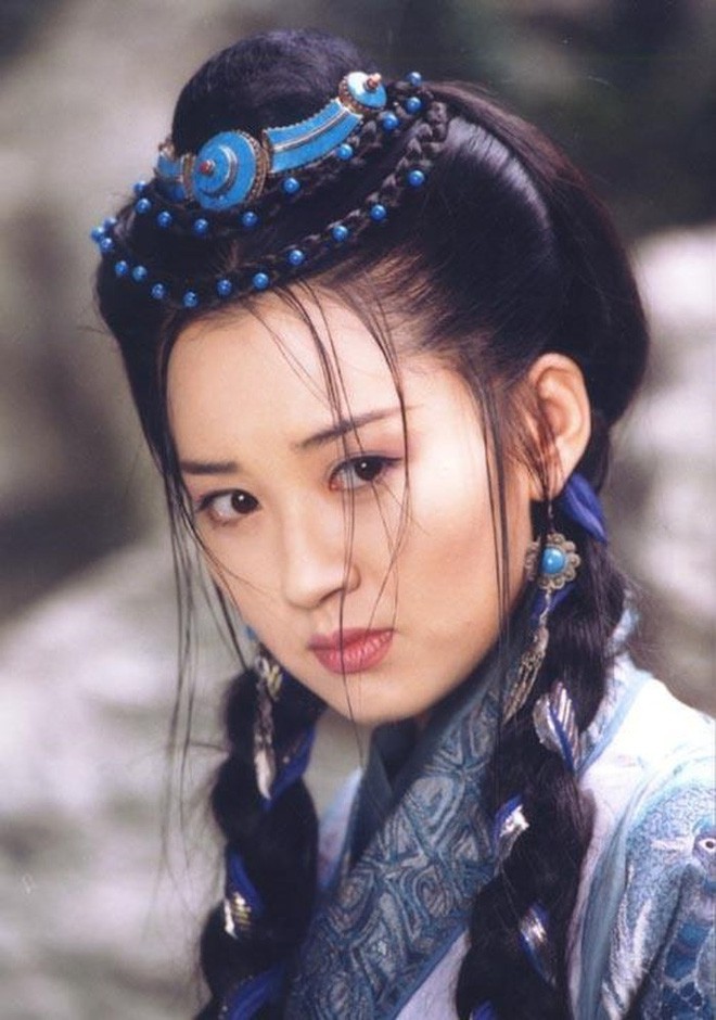 Những mỹ nhân tỏa sáng màn ảnh nhờ tiểu thuyết Kim Dung - Ảnh 5.