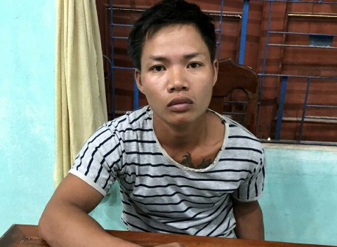 Nhớ chuyện bị cấm yêu 2 năm trước, nam thanh niên đâm chết người