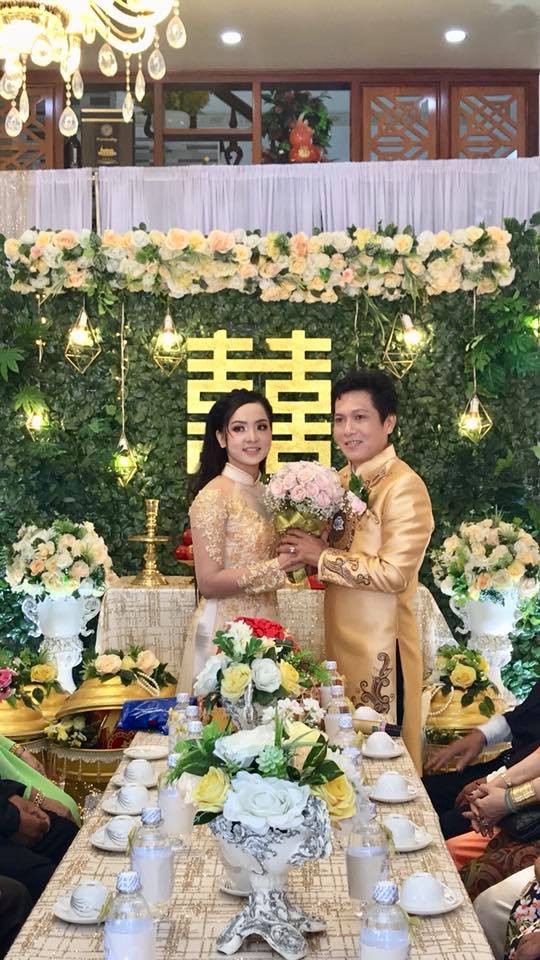 Nghệ sĩ Trọng Nghĩa cưới vợ ở tuổi 52