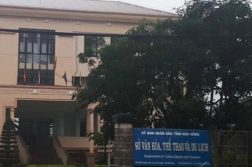 Miễn nhiệm giám đốc sở do vi phạm quy định bảo vệ chính trị nội bộ