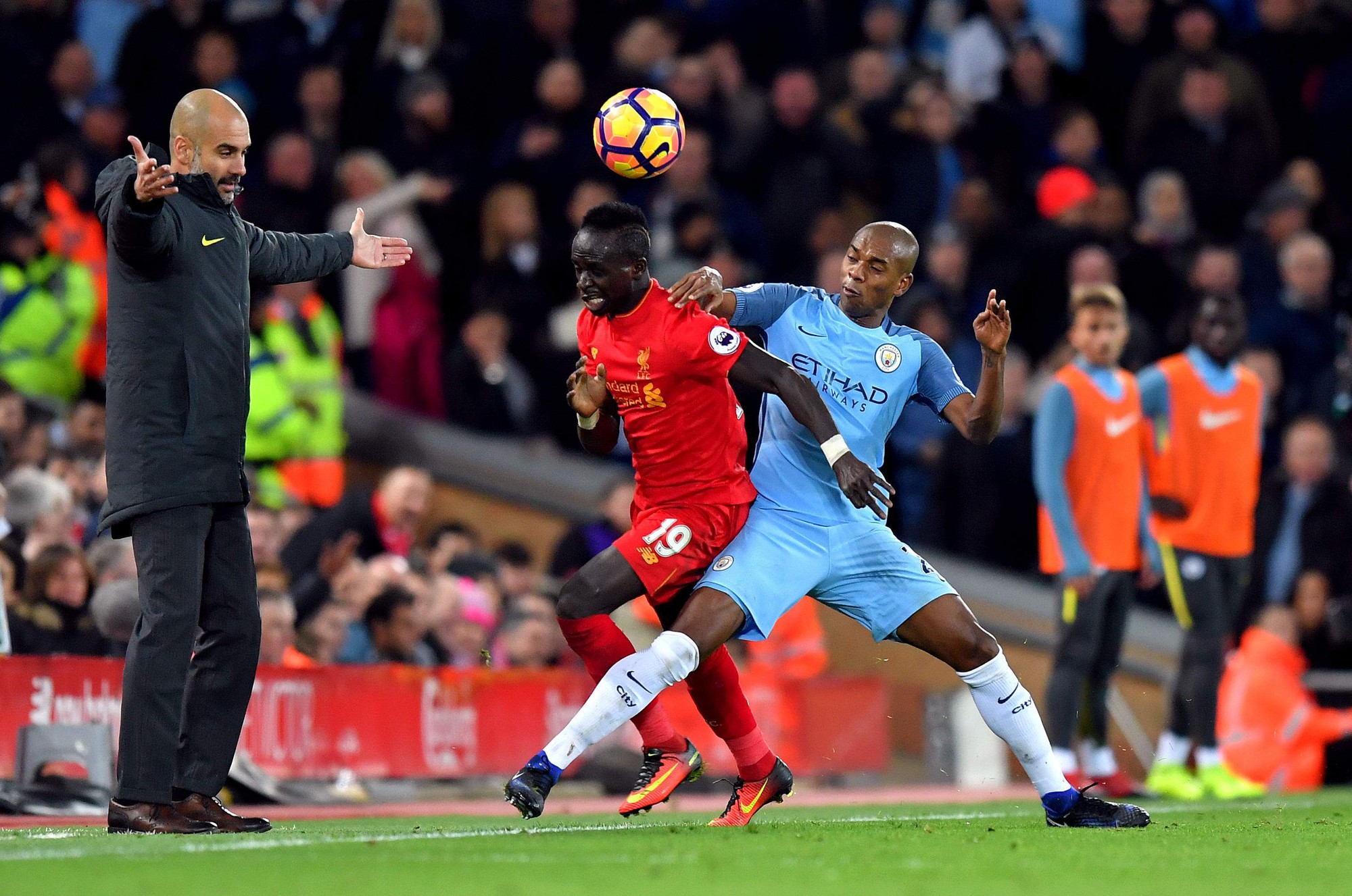Liverpool - Man City: Chờ tiệc bàn thắng