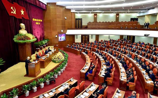 Tháng 12: Lấy phiếu tín nhiệm uỷ viên Bộ Chính trị, Ban Bí thư