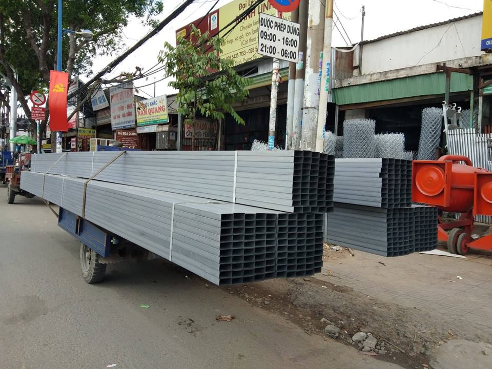 Chở hàng kiểu "giết người" ở TP HCM