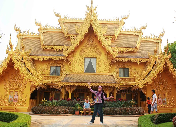 Ngỡ ngàng nhà vệ sinh có kiến trúc cầu kỳ như cung điện