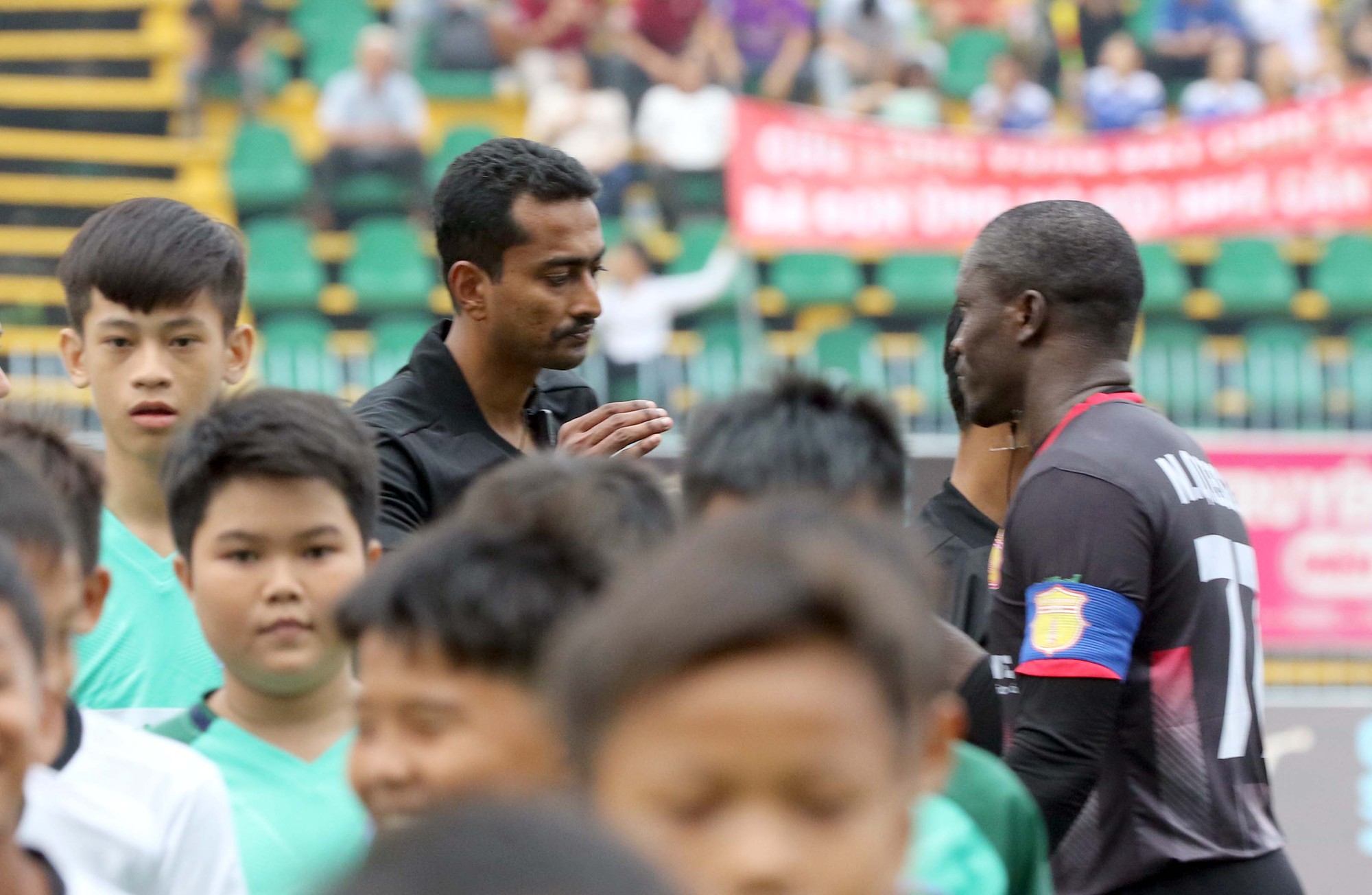 Đẩy XSKT Cần Thơ rớt hạng, Nam Định gi&agrave;nh suất tranh v&eacute; vớt V-League 2019 - Ảnh 2.